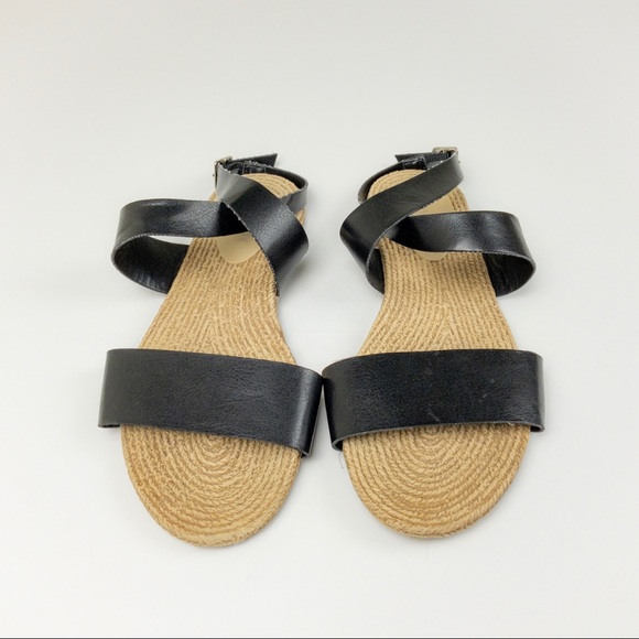 Old Navy Shoes - Faux Leather Ankle Strap Sandal